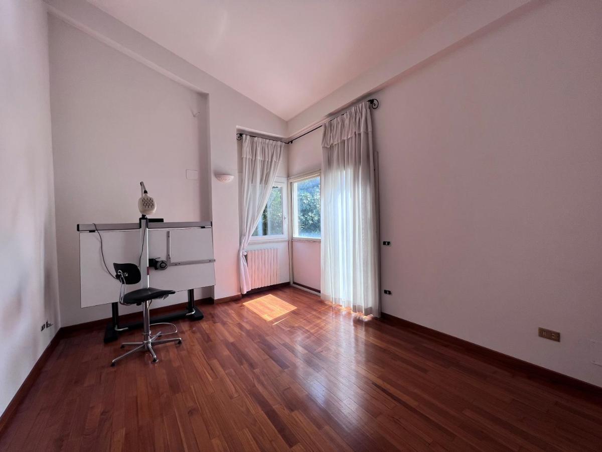 Villa Luxury Roma Marco Simone Екстер'єр фото